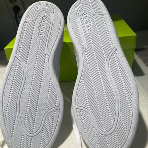 Adidas CF Advantage with Cloudfoam Memory footbed. - Picture 7 of 9